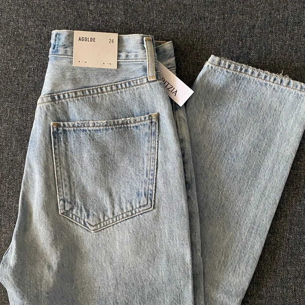 Agolde Riley High Rise Straight Crop Jeans - Picture 7 of 16